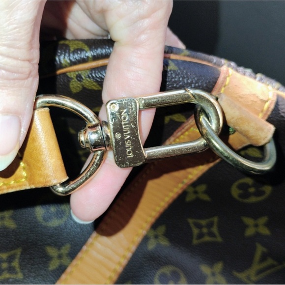 Louis Vuitton Monogram Bandoulier Keepall 55 - Picture 5 of 16